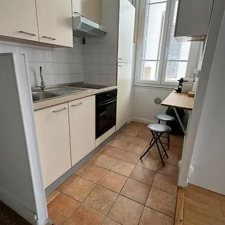 Liberation Cozy In ניס